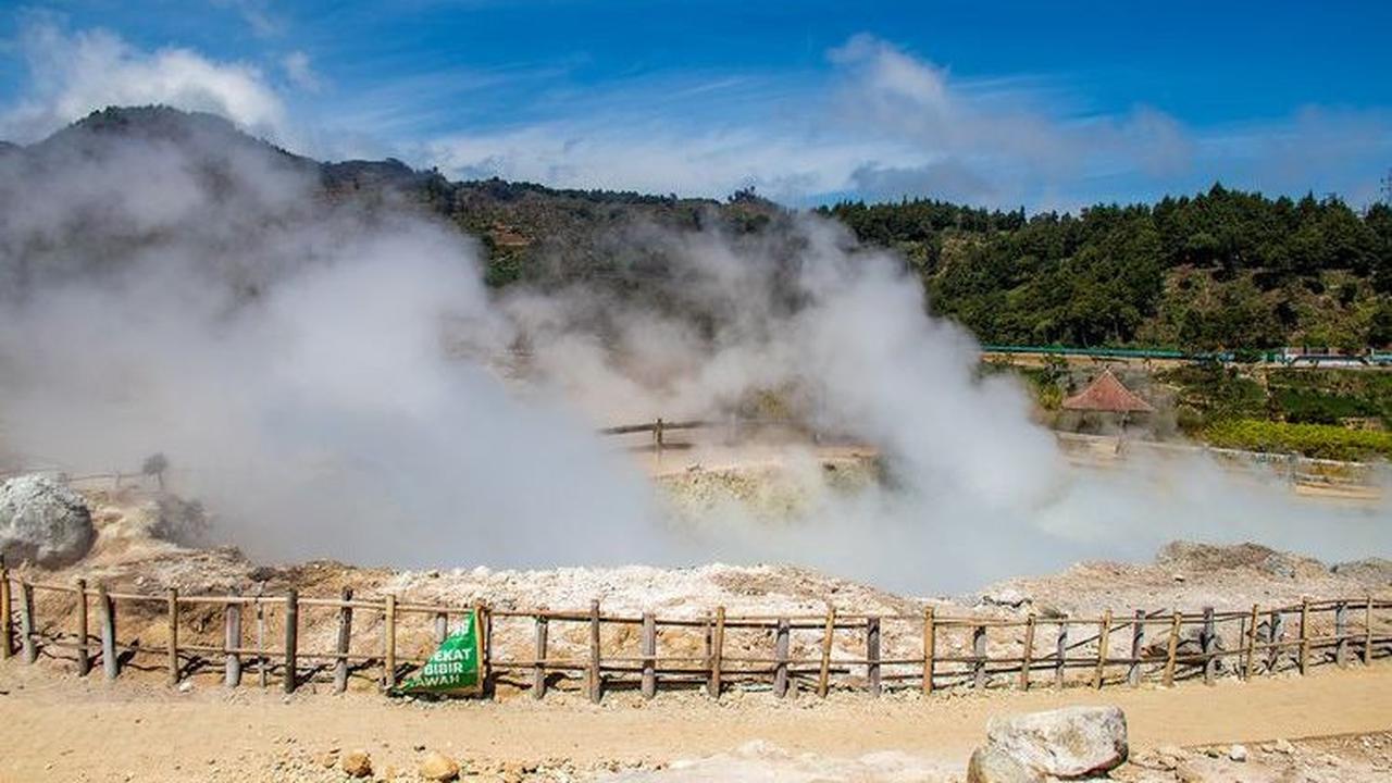 6. Kawah Sikidang