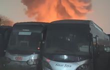 Ledakan Beruntun Terjadi Saat Bus Sinar Jaya Terbakar di Bekasi