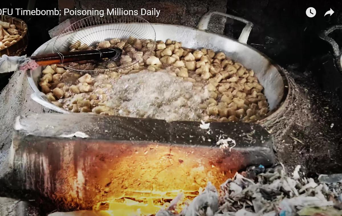 Investigasi Andrew Fraser tentang IndustrTahu Berbahan Bakar Sampah