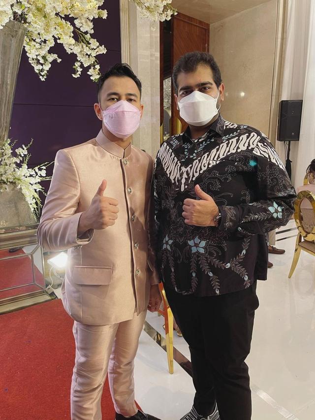 Rakesh Bhagwandas Daryanani bersama Raffi Ahmad