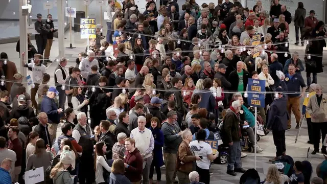Suasana Kaukus Iowa 2020