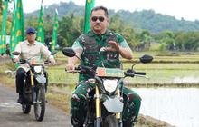 FOTO: Naik Motor Trail, Kasad dan Wamentan Resmikan Sarana Pengairan Ribuan Hektare Sawah di Sukabumi