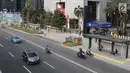Kendaraan melintas di kawasan Sudirman, Jakarta, Sabtu (11/8). Menjelang Asian Games 2018, pedestrian di kawasan Sudirman sudah dapat dinikmati masyarakat. (Liputan6.com/Herman Zakharia)