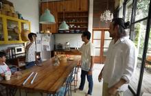 Potret Estetik Dapur Widi Mulia & Dwi Sasono, Bergaya Sederhana dengan Rak Custom dari Barang Bekas yang Unik Abis