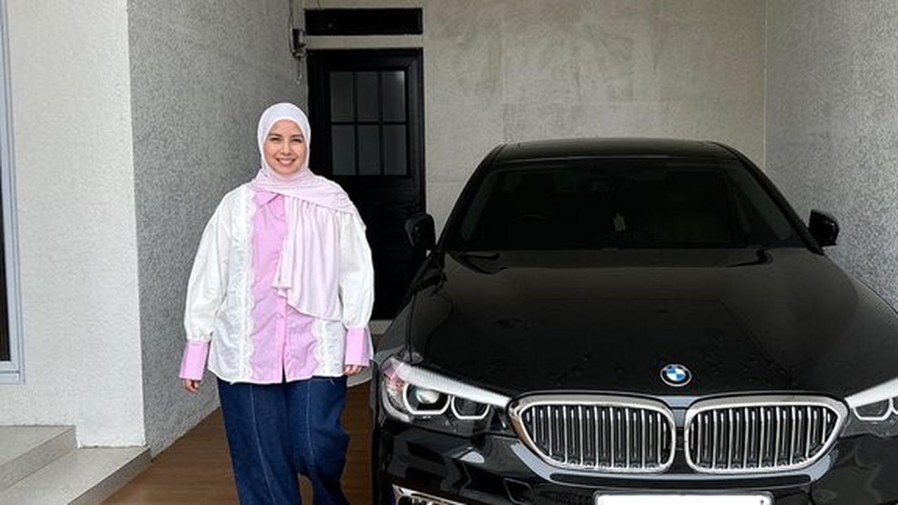 Tya Ariestya Putuskan Jual Mobil Hadiah Ulang Tahun dari Suami, Ada Apa?