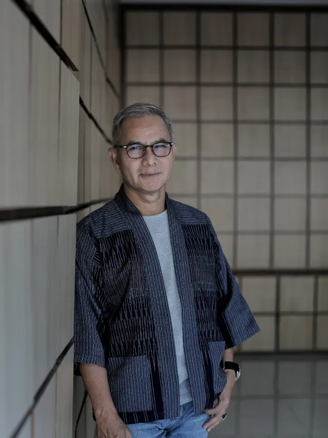 Desainer Kemeja Tenun SBY, Wignyo Rahadi Hadirkan Pesona Kain Tarakan dalam Koleksi 'Exotica' di Parade Wastra Nusantara 2025