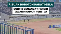 Ribuan Bobotoh memadati Stadion GBLA untuk memberikan dukungan langsung kepada Persib Bandung jelang menghadapi Persija Jakarta. Kehadiran suporter diharapkan bisa menyuntikkan semangat tambahan bagi Maung Bandung sebelum duel panas tersebut.