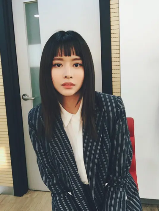 Memiliki hubungan cinta yang baru seumur jagung, keduanya memang belum mengkonfirmasi dan menceritakan untuk melanjutkan hubungan mereka yang lebih serius, yaitu jenjang pernikahan. (Instagram/han_bling_)