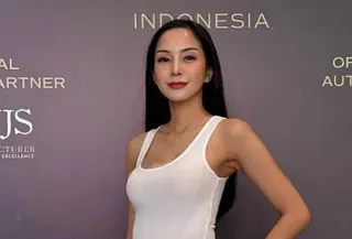 Kirana Larasati curi atensi saat ikut audisi offline Miss Universe Indonesia 2025 di usia 37 tahun. [@mister_karlota].