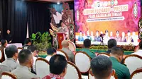 Kapolda Kalteng Irjen Pol Djoko Poerwanto saat hadir dalam acara Pelayanan kesehatan yang bertajuk 'Gebyar Posyandu Presisi' di Aula Universitas Palangka Raya (UPR), Rabu (8/5/2024). (Ist).