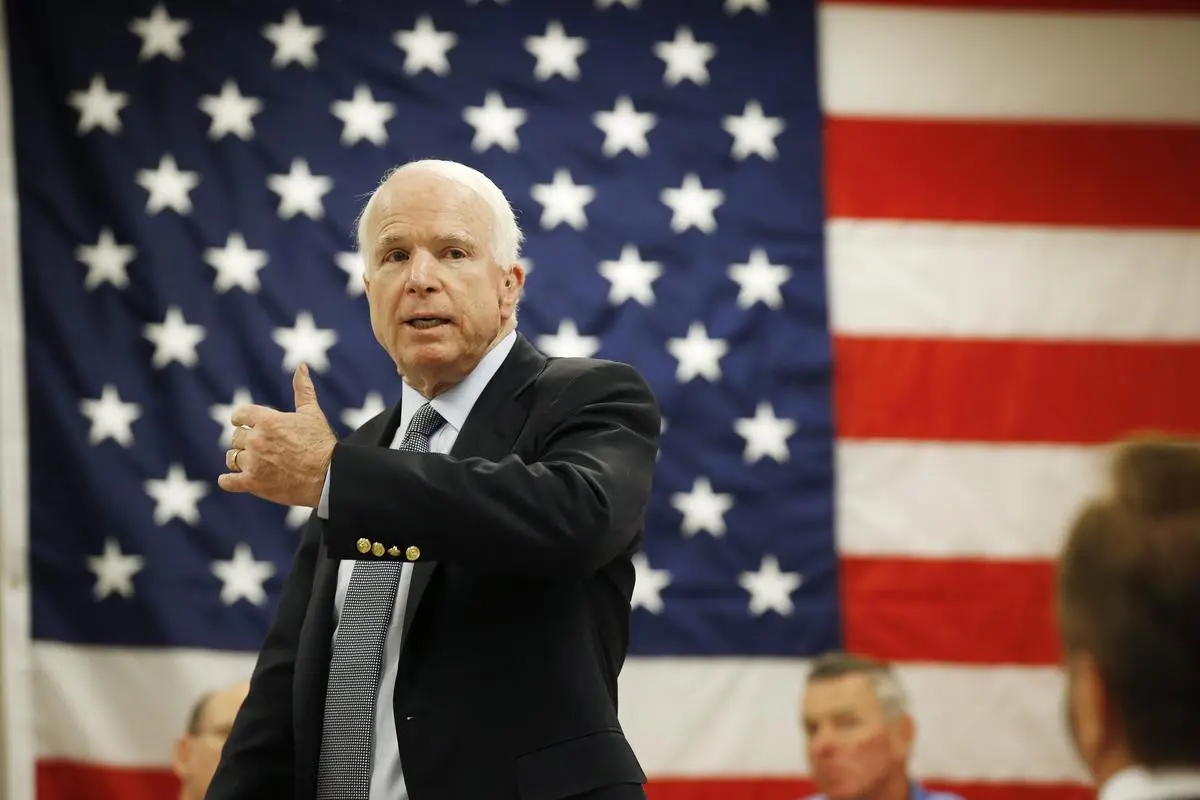 John McCain (AP PHOTO)