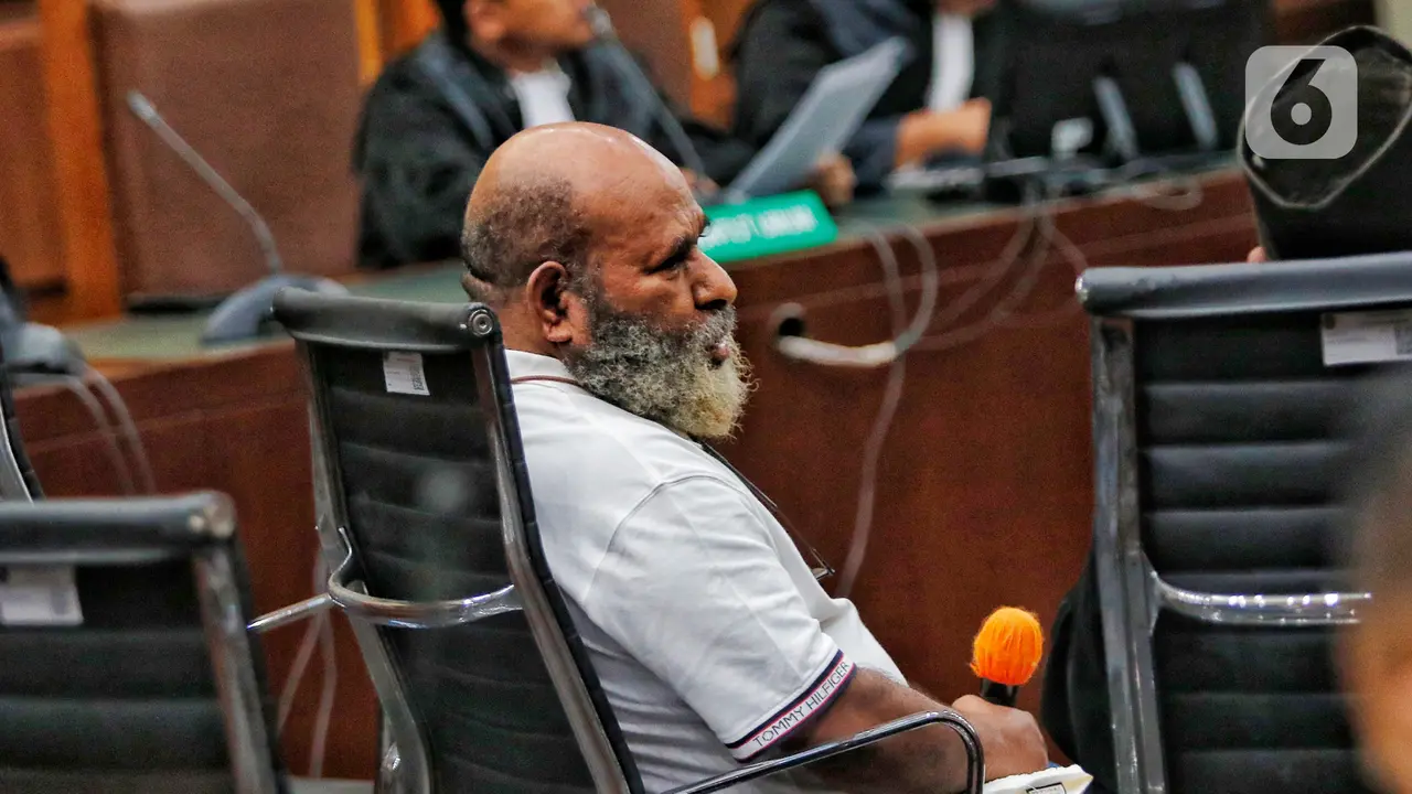 Gubernur nonaktif Papua Lukas Enembe