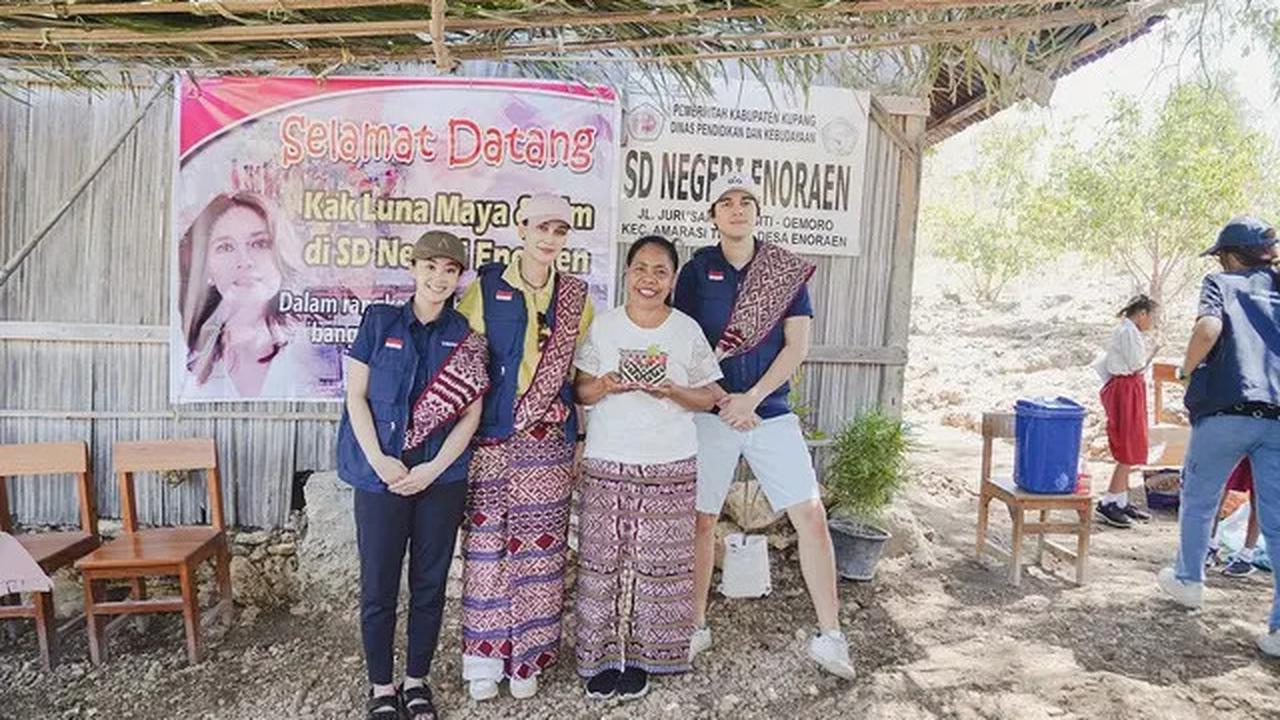 7 Potret Luna Maya dan Maxime Bouttier di Kupang, Beri Bantuan Gedung Sekolah