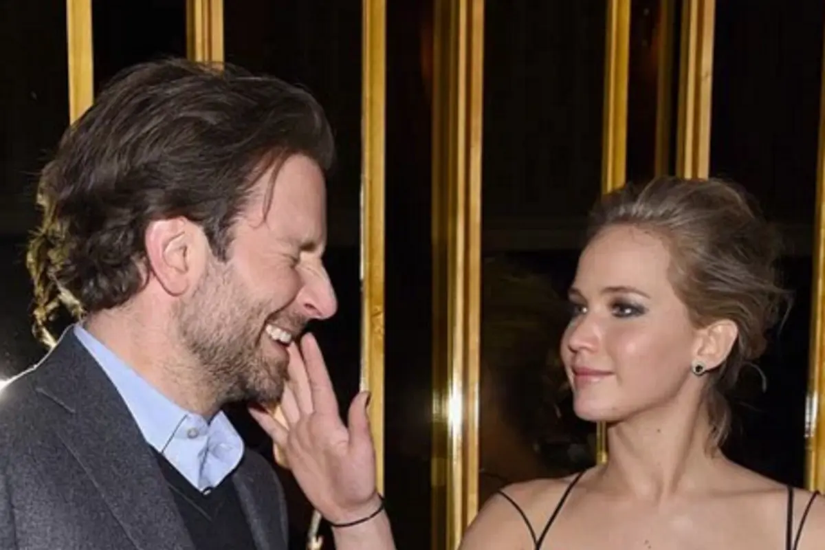 Bradley Cooper Tak Mau Berhubungan Intim dengan Jennifer Lawrence