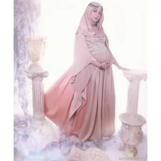Shireen Sungkar