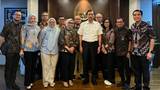 PT Semen Indonesia (Persero) Tbk (SIG) bertemu dengan Menteri Koordinator Bidang Kemaritiman dan Investasi, Luhut Binsar Pandjaitan