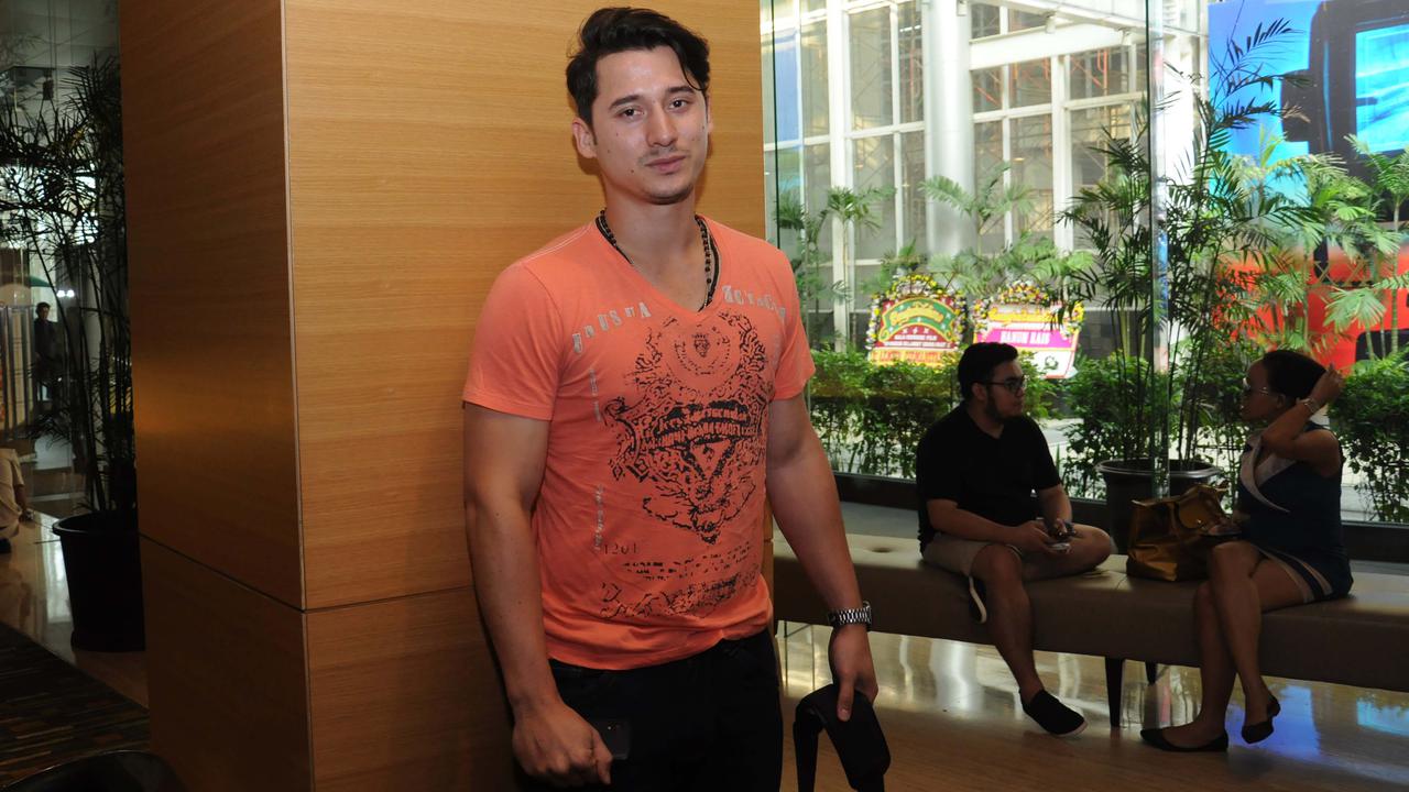 Film `99 Cahaya di Langit Eropa` Resmi Dirilis, Nino Fernandez Sakit Hati