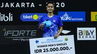 Anthony Sinisuka Ginting menjuarai Mola TV PBSI Home Tournament setelah di final mengalahkan Shesar Hiren Rhustavito, Jumat (10/7/2020). (PBSI)