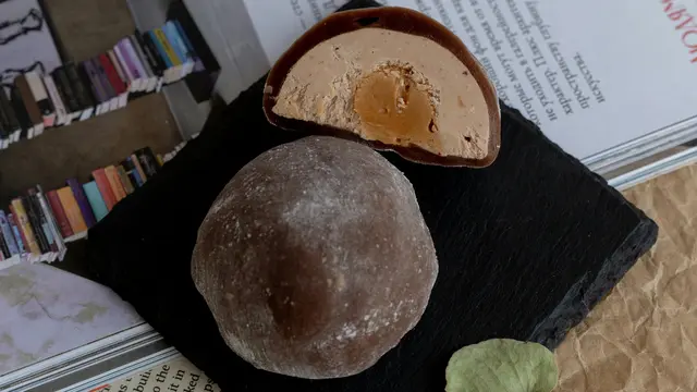 Mochi chocolate isi oreo