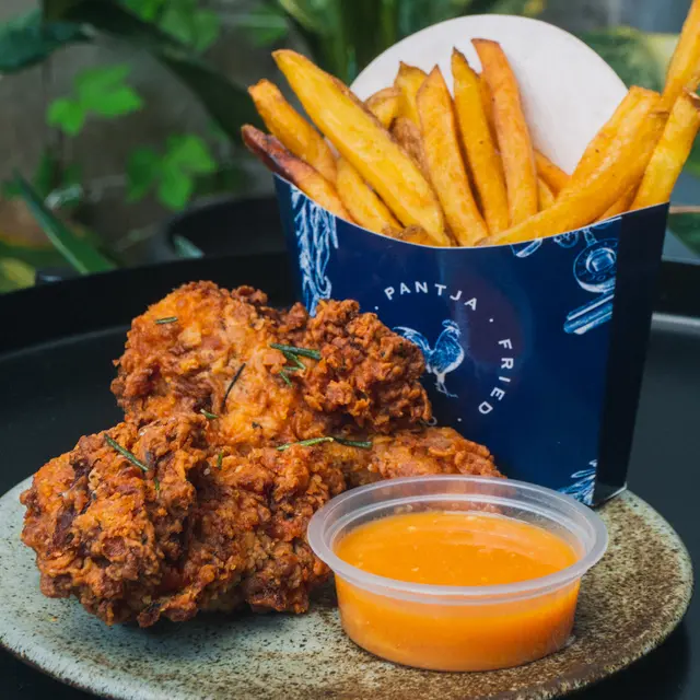 Buttermilk Fried Chicken di Pantja Fried Chicken