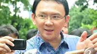 Pada tahun 2004 Basuki Tjahaja Purnama terjun ke dunia politik dan bergabung di bawah bendera Partai Perhimpunan Indonesia Baru (Partai PIB) sebagai ketua DPC Kabupaten Belitung Timur (Dok.Liputan6.com)