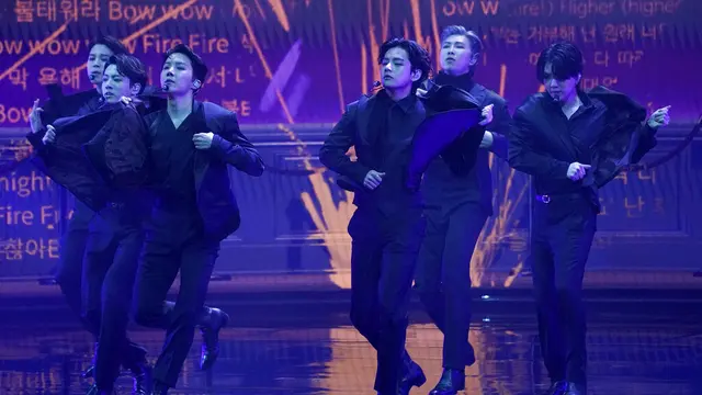 BTS tampil di Grammy Awards 2022. (AP Photo/Chris Pizzello)