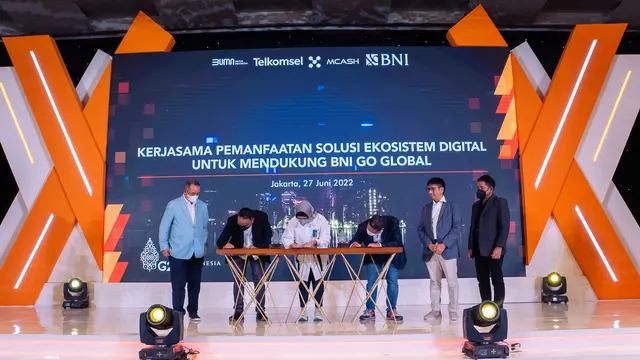 Telkomsel, BNI, dan MCAS Group berkolaborasi mendukung transformasi digital di sektor perbankan. (Foto: Corpcomm Telkomsel)