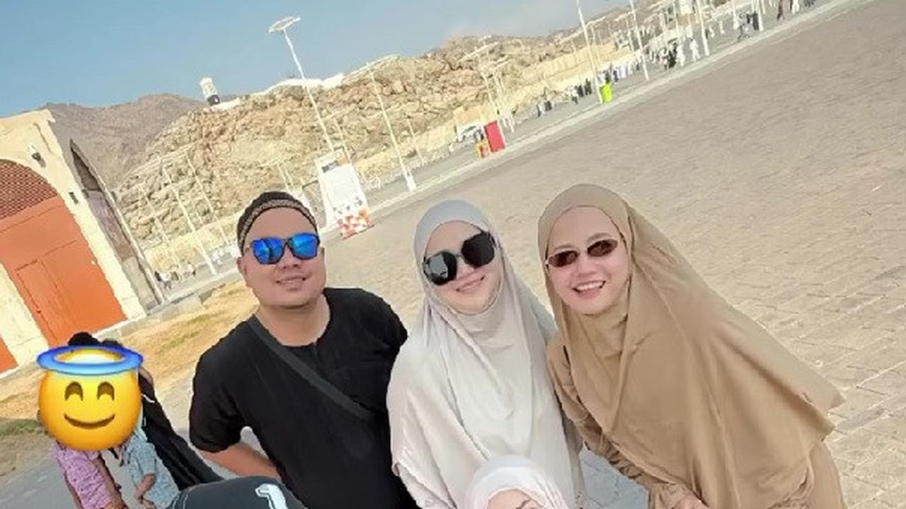 Celine Evangelista Pilih Tampil Bercadar saat Jalani Umrah Usai Mualaf, Dipuji Cantik bak Bidadari Surga