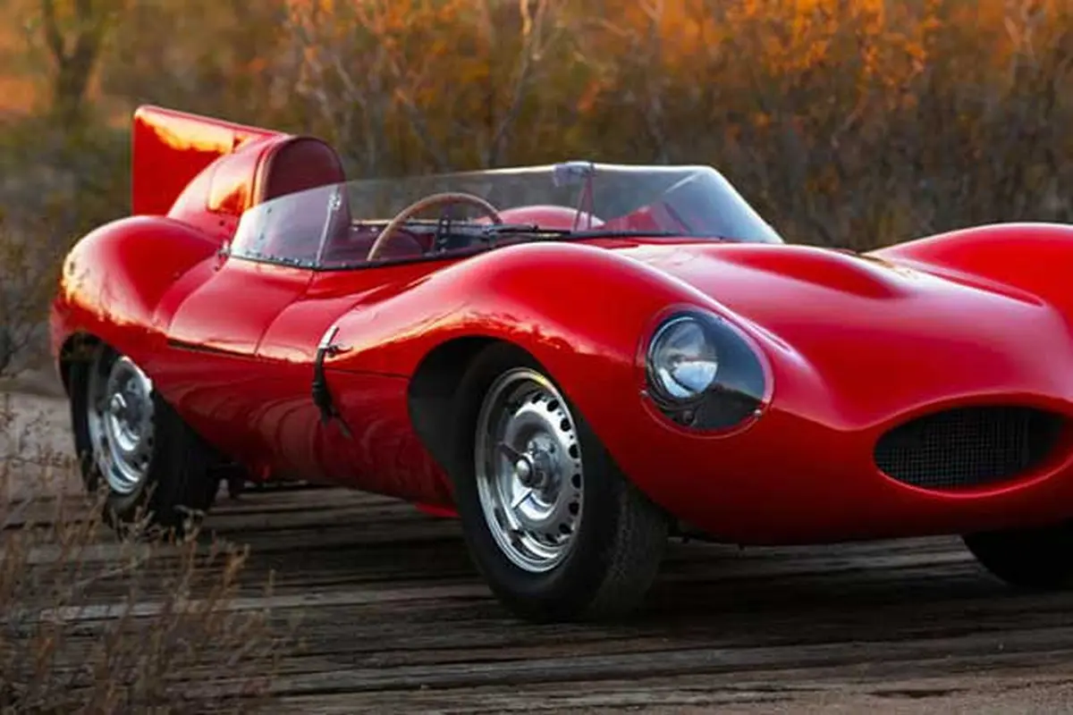 Jaguar Type-D milik Bernie Ecclestone dilelang (RM Sotheby)