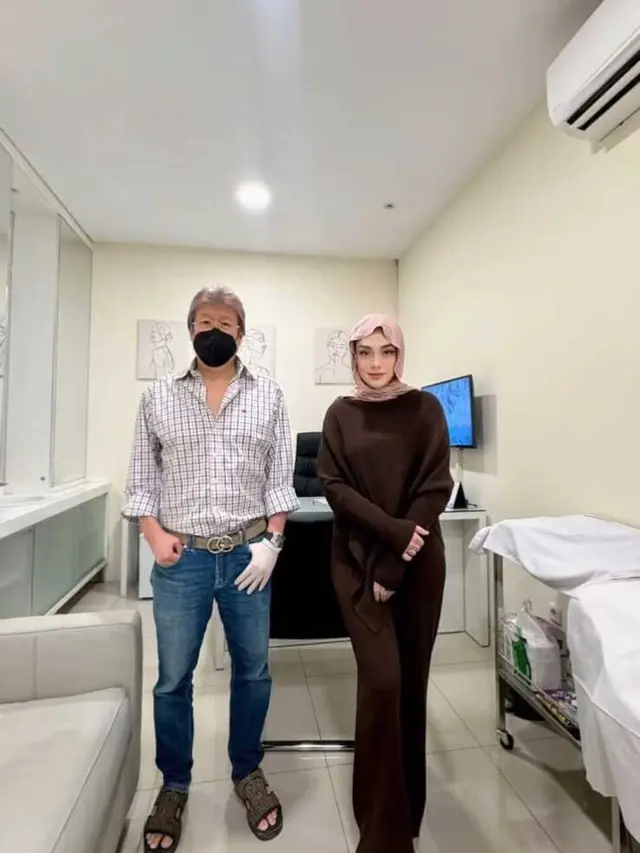 Model Hijab Celine Evangelista yang Bikin Pangling/Instagram @celine.evangelista