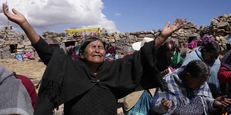 Kekeringan di Bolivia, Suku Aymara Lakukan Ritual Pemanggil Hujan