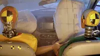 Kurangi Risiko Cedera, Hyundai Ciptakan Airbag Konsol Tengah