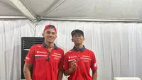 Dua pembalap andalan Indonesia, Veda Ega Pratama dan Mario Suryo Aji. (Bola.com/Ana Dewi)