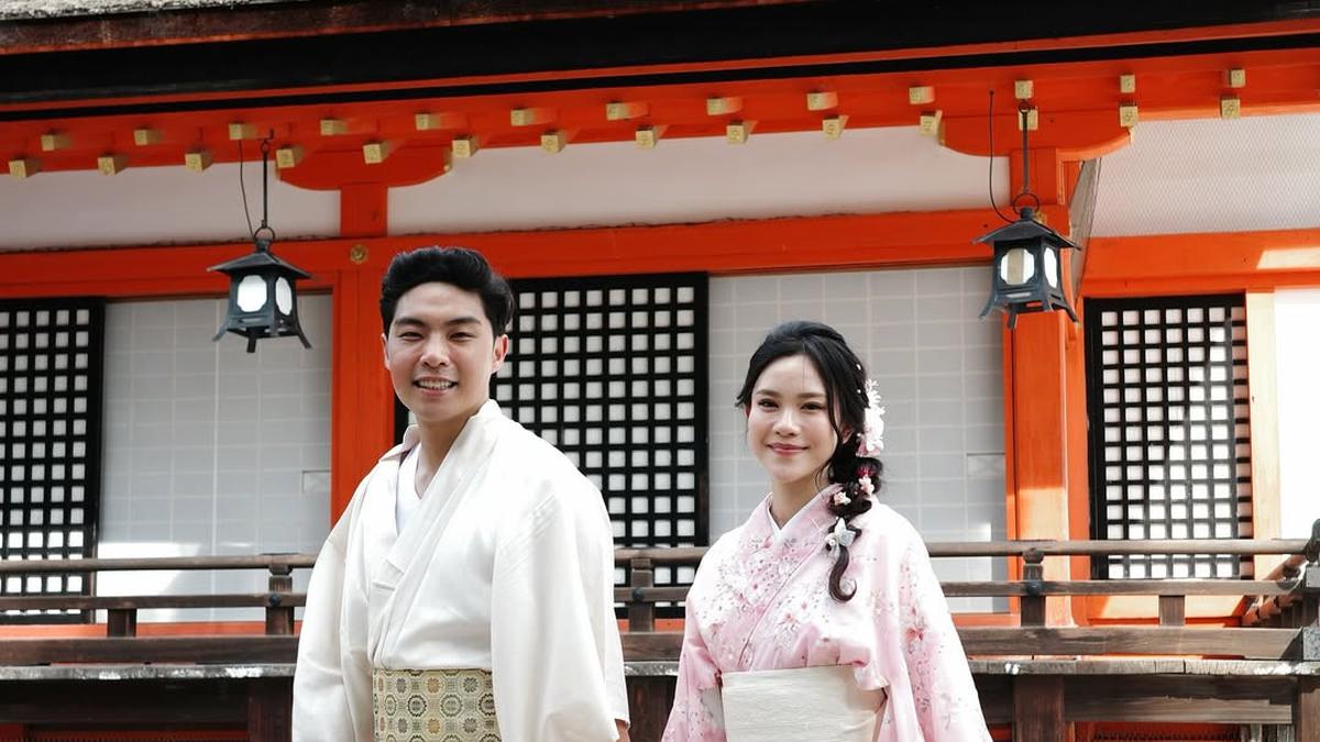 6 Foto Serasi Jessica Jane dan Erwin Phang Honeymoon dengan Kimono Date di Kyoto, Disebut Mirip Karakter Pasangan Anime