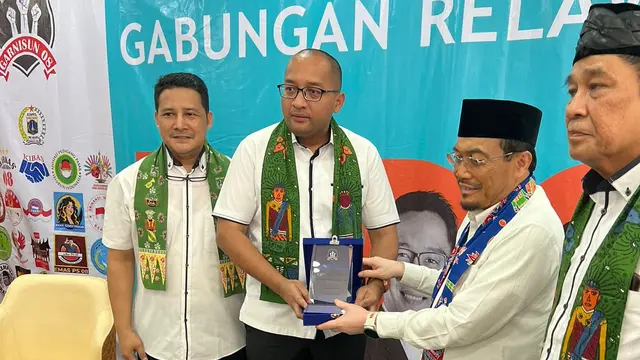 Calon Wakil Gubernur Jakarta Suswono Bersama Sekjen Rekat Indonesia Raya Heikal Safar (Istimewa)