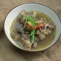 Ilustrasi sup tulang sapi./Copyright shutterstock.com