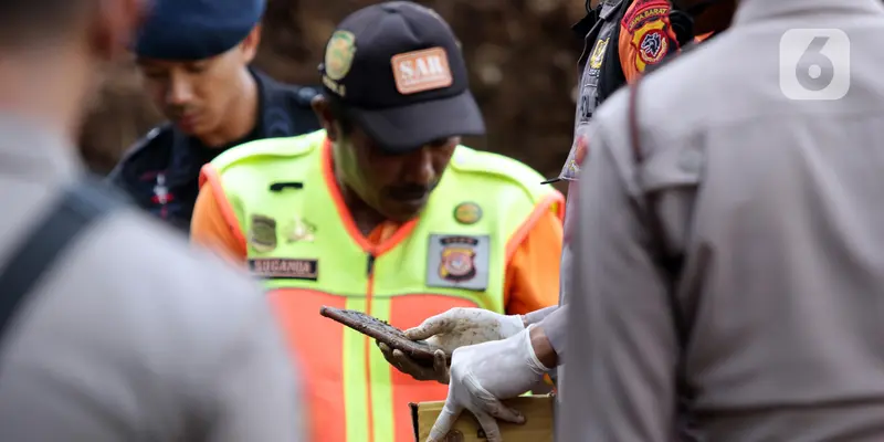 Upaya Pencarian Korban Longsor Akibat Gempa Cianjur Terus Dilakukan