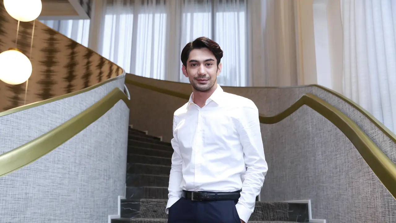 [Fimela] Reza Rahadian