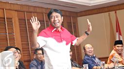 Bakal Calon (Balon) Gubernur DKI Jakarta 2017 Abraham Lunggana hadir dalam acara pertemuan di Jakarta, Jumat (12/2). Acara tersebut dalam rangka menjaga tali silaturahim antar calon gubernur DKI Jakarta. (Liputan6.com/Immanuel Antonius)