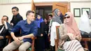 "Alhamdulullah bisa (cerai)," kata Risty Tagor di Pengadilan Agama Jakarta Selatan, kawasan Ragunan, Jakarta Selatan, Kamis (24/3). (Andy Masela/Bintang.com)