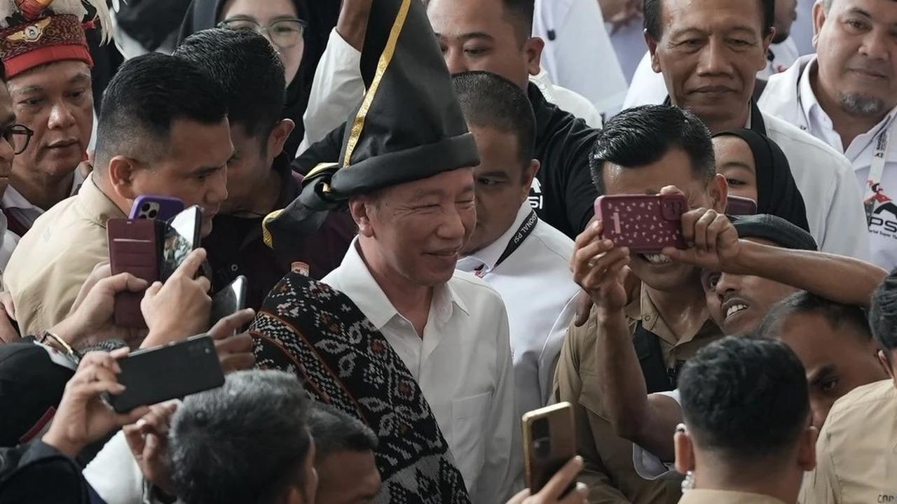 Jokowi Hadiri Rakernas PSI