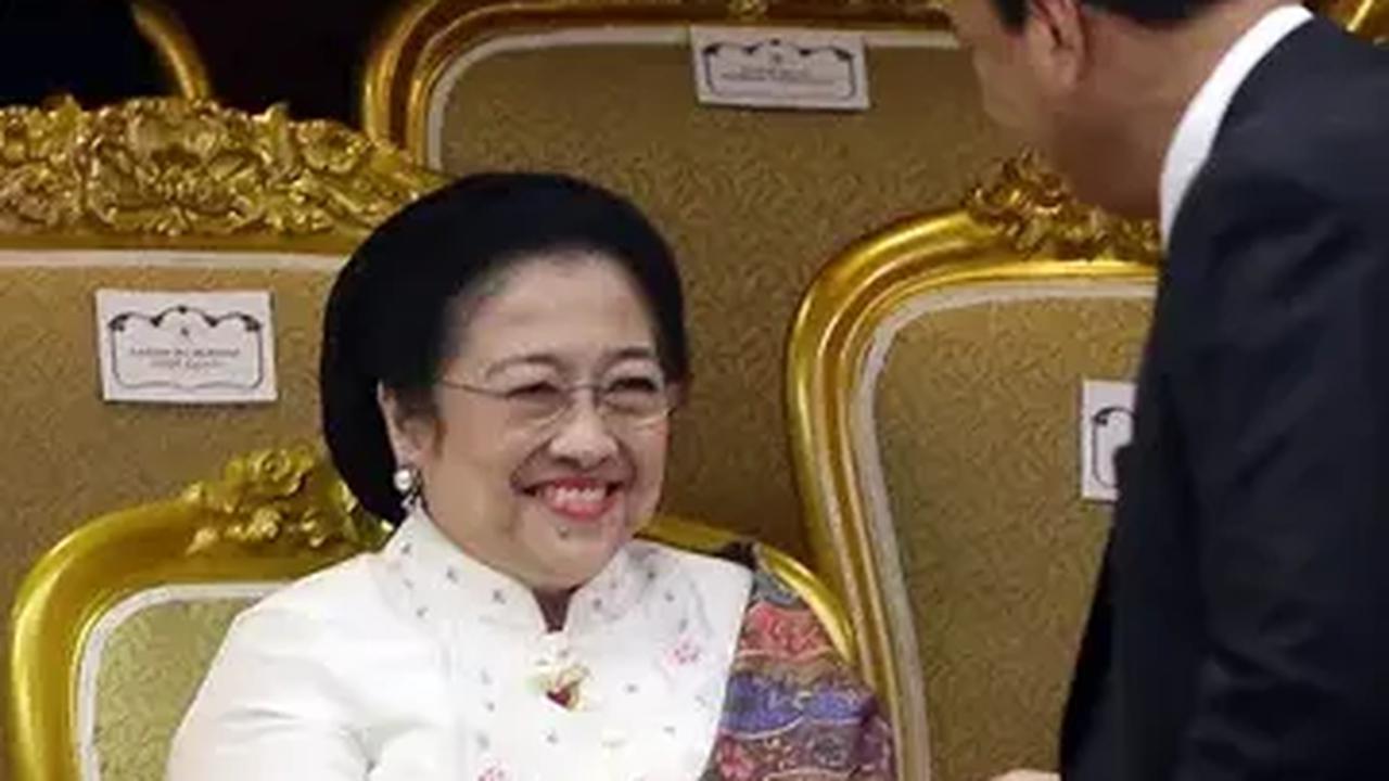 VIDEO:  Begini Ekspresi Megawati Disapa Jokowi di Sidang Tahunan MPR DPR
