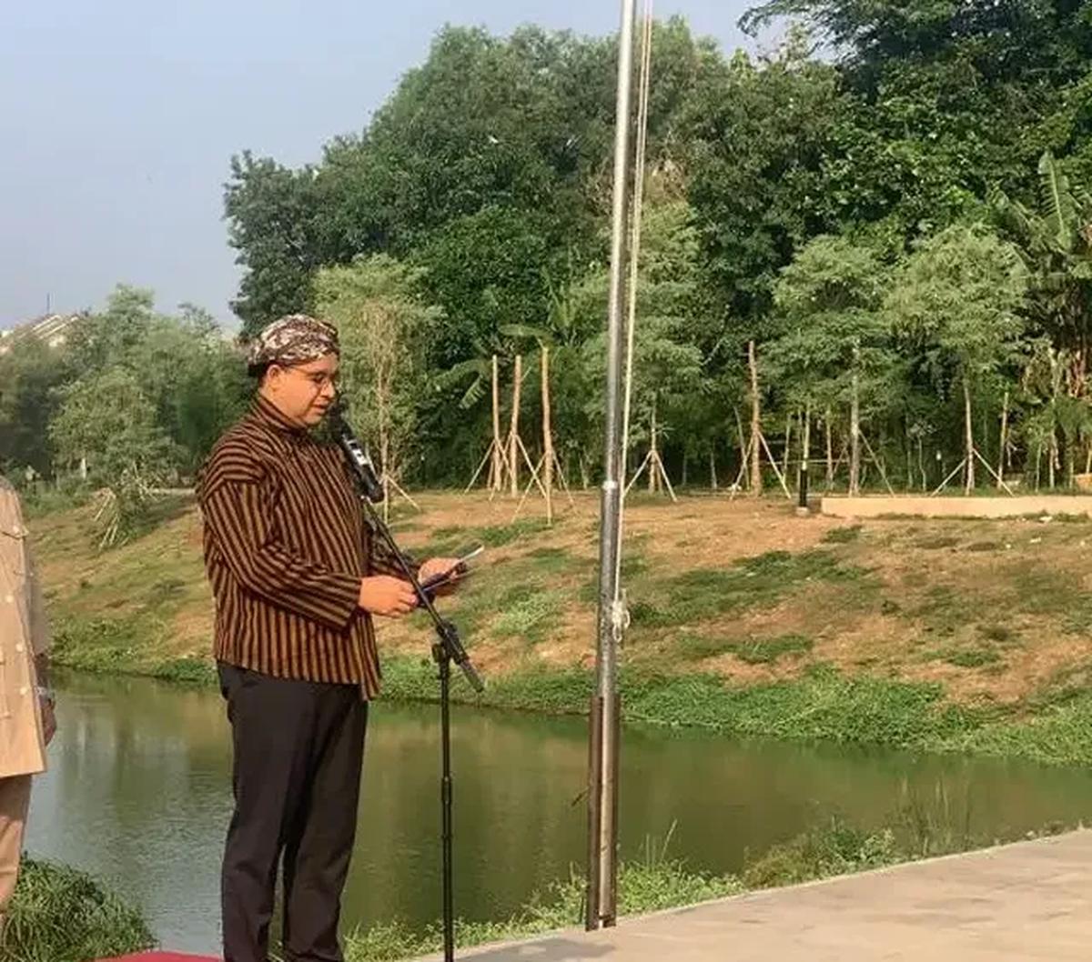 Menurut Anies, kritik seharusnya dipandang sebagai pembelajaran agar yang dikritik memberikan argumentasi dan mencerdaskan pendengarnya.