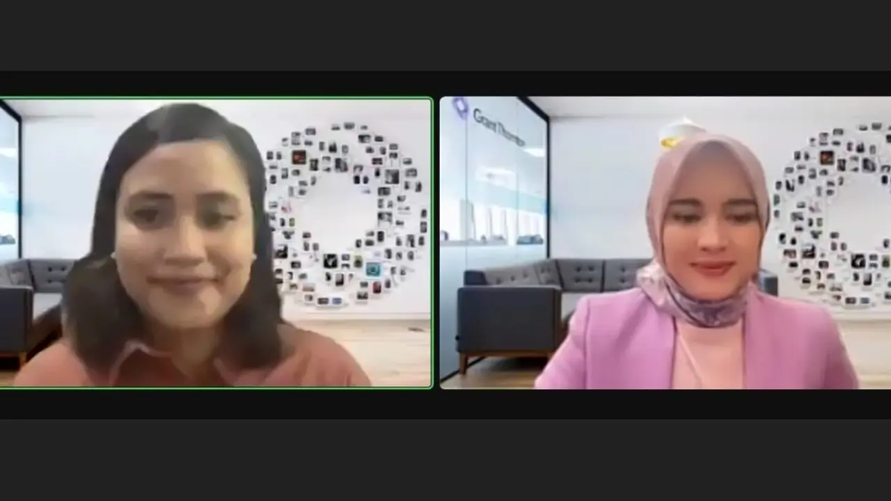 Analisa Widyaningrum (kanan) saat webinar pentingnya kesadaran akan pengembangan kesehatan mental untuk mendukung perempuan Indonesia. (Ist)