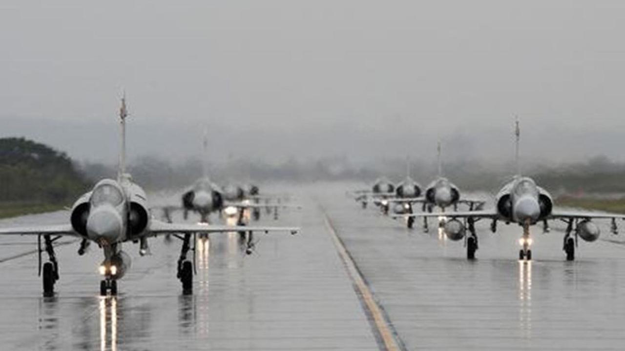 12 Mirage ini akan memperkuat Skadron Udara 1 Lanud Supadio, Pontianak.