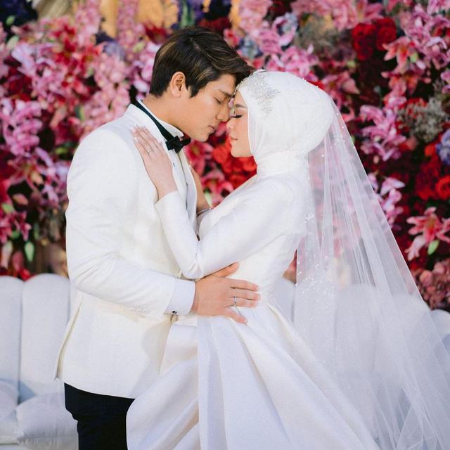 Rizky Billar dan Lesti Kejora.