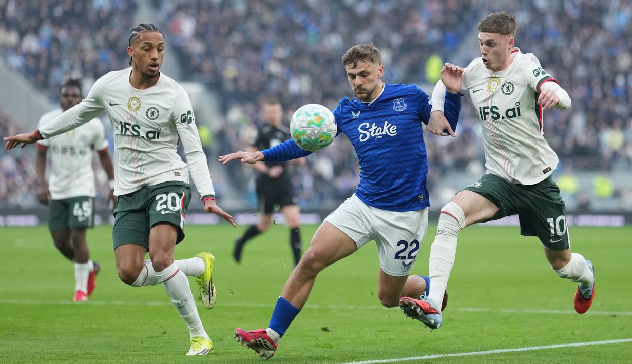 Di sisi lain, kondisi Chelsea semakin tertekan. Setelah tersingkir dari Liga Champions pada pertengahan pekan, kekalahan ini makin memperkecil kans mereka untuk mengamankan tiket ke kompetisi elite Eropa musim depan. (AP Photo/Jon Super)