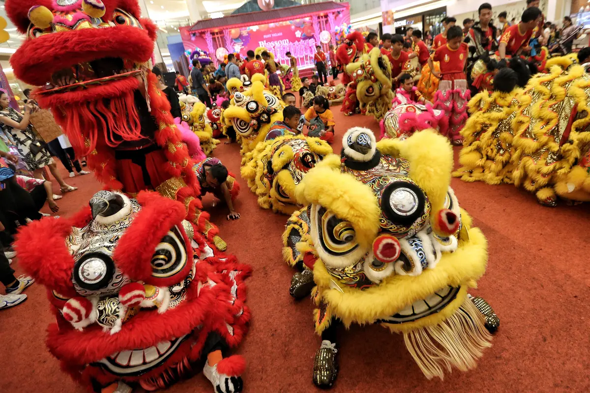 50 Barongsai Ramaikan Perayaan Cap Go Meh di Pluit