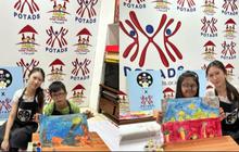 Mengembangkan Potensi Anak Down Syndrome Melalui Karya Lukis