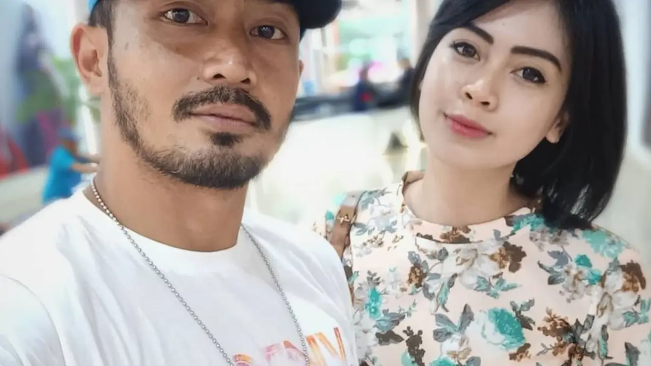 Digugat Cerai Lagi, Ini 7 Potret Lawas Yama Carlos dan Istri yang Tampil Mesra